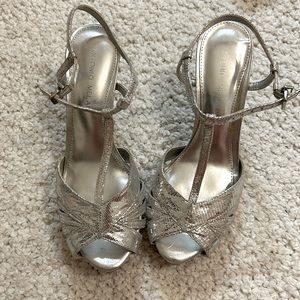 ACCEPTING OFFERS! Silver Antonio Melani heels sz 7.5. Great condition/worn once!